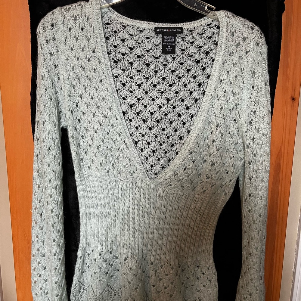 Knit pullover